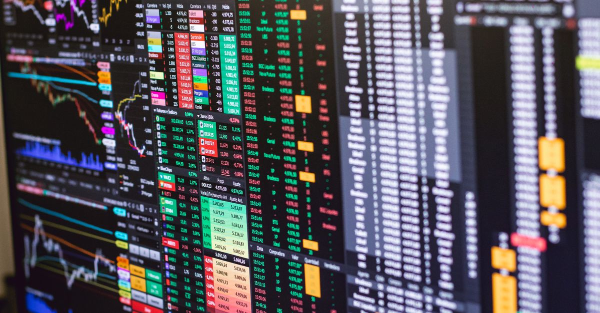 Why the S&P 500 Slid as Inflation Rises: Key Drivers and Investor Playbook illustration or cover