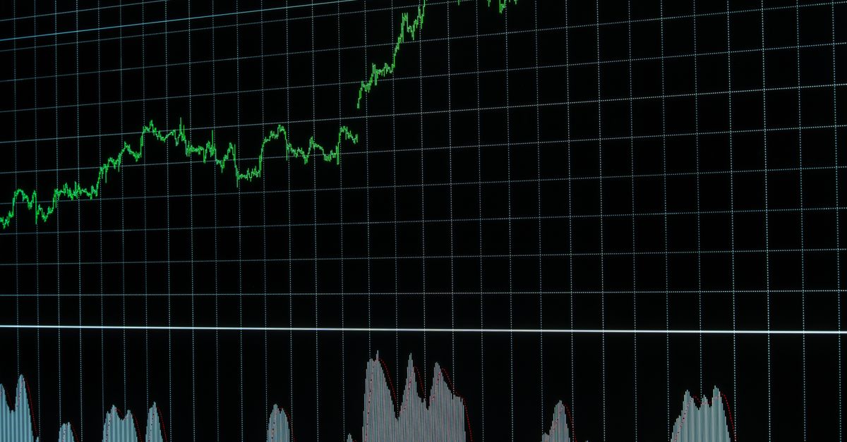 SBP نے پالیسی ریٹ میں 50 بیسِس پوائنٹ کا اضافہ کیا: قرض دہندگان، افراطِ زر اور معیشت پر اثرات