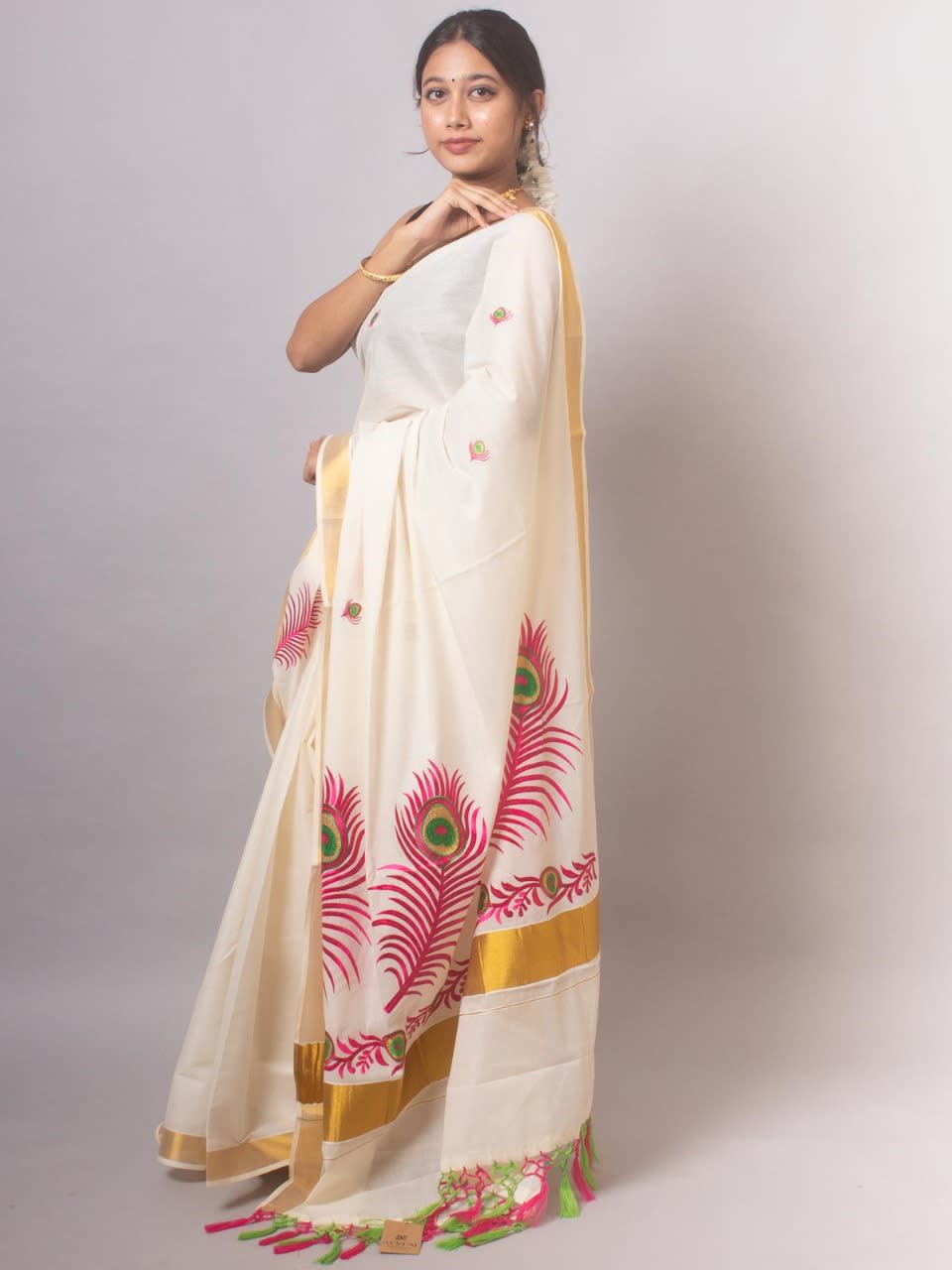 ONAM Special Saree - White Pink - Image 1