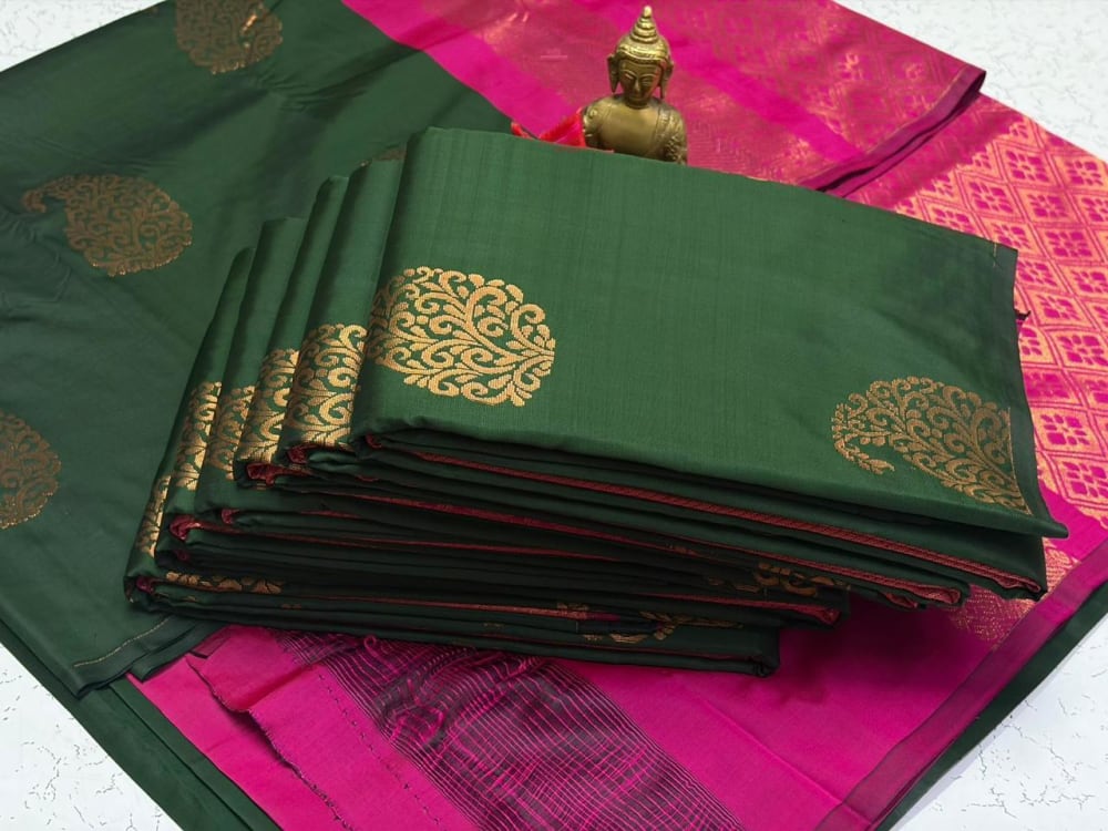Borderless Soft Silk Saree - Dark Green