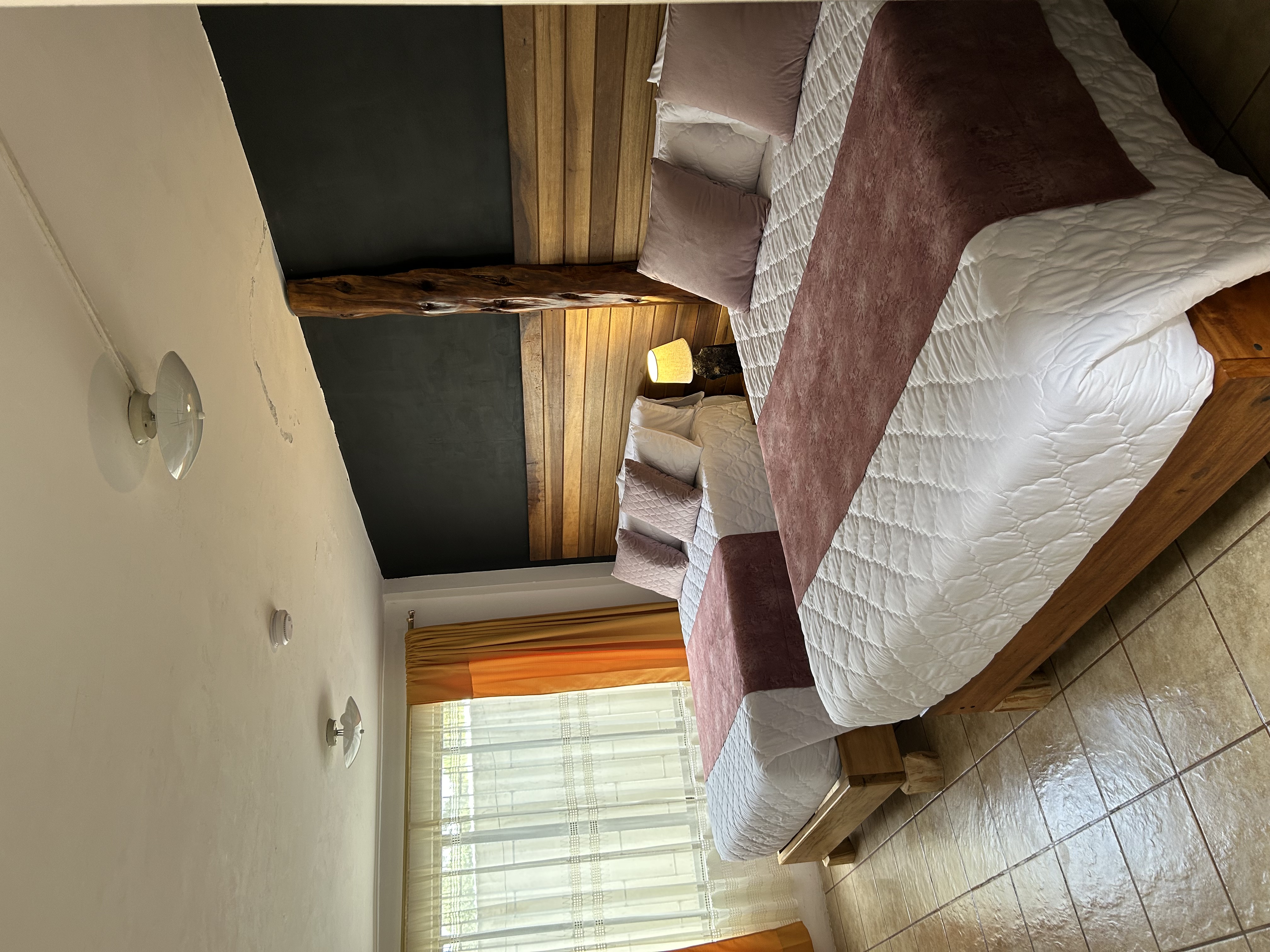 Descanso y Madera — Foto 17