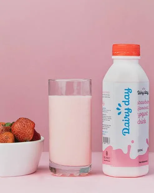 DAIRY DAY STRAWBERRY FLAVOURED YOGURT DRINK 500ML