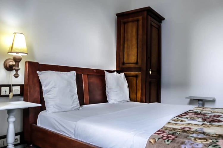 Flat Duplex 1 bed TA -Douala, Bonapriso 5