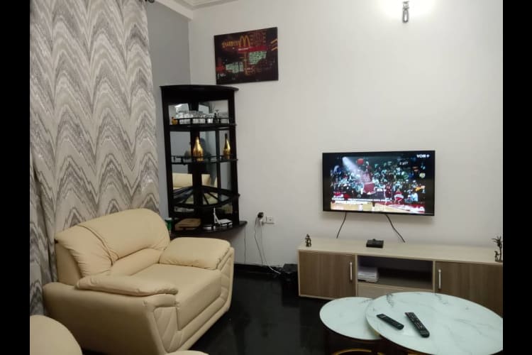 Beau studio CB - Yaoundé, Bastos 2