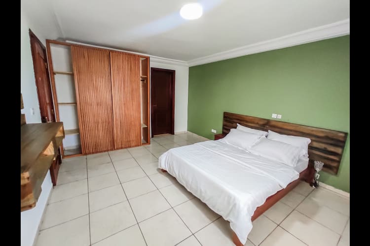  Des Studios Luxueux et très Confortables - Bonapriso, Douala 27