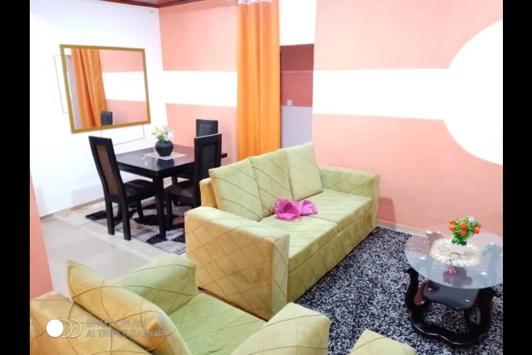 Appartement 2 CH DA - Yaoundé, Omnisport 1