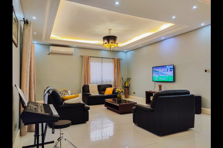 BELLE VILLA DE 04 CHAMBRE - NYALLA, DOUALA 2