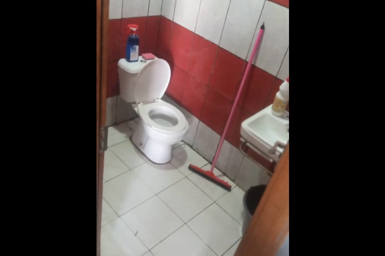 Jolie chambre meublée LGH - Douala, Nouvelle route cité 15