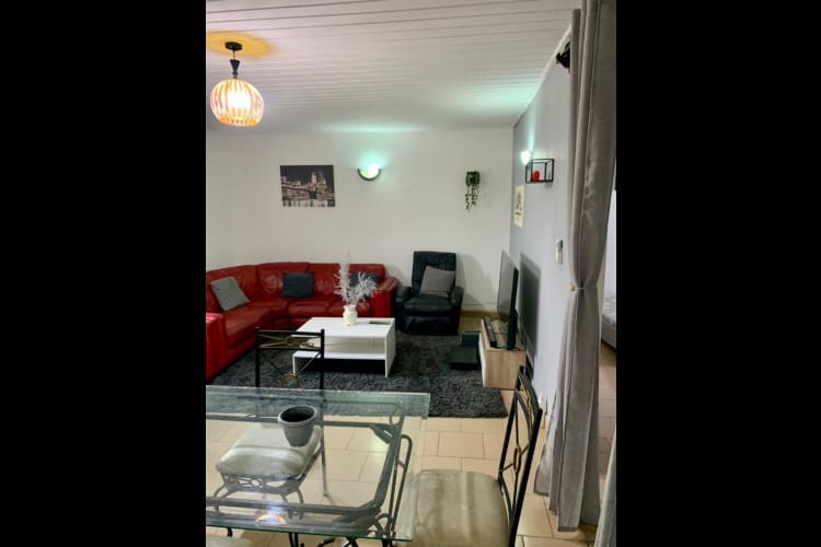 Appartement 2 ch avec compteur prépayé- Douala, Makepe 6