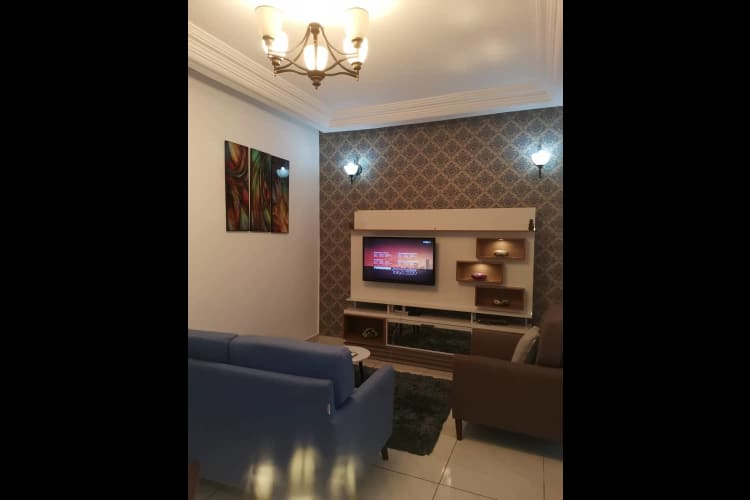 Chic Studio Confortable NS avec compteur prépayé - Ndogbong, Douala 15