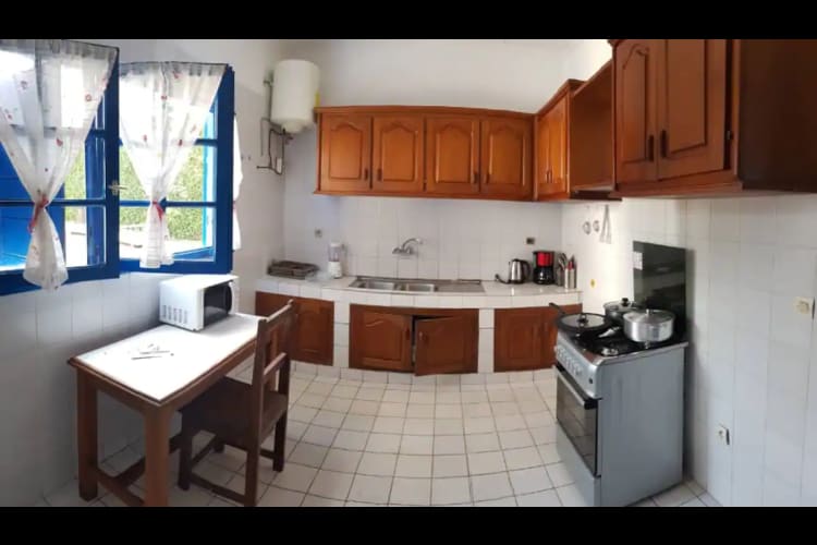 Duplex 6 Bedrooms, 7 Bathrooms LMB - Kribi, Mahale 21