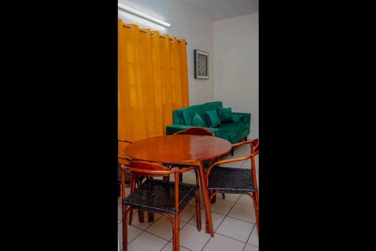 Bel Appartement de 02 chambres - Akwa Douala 15