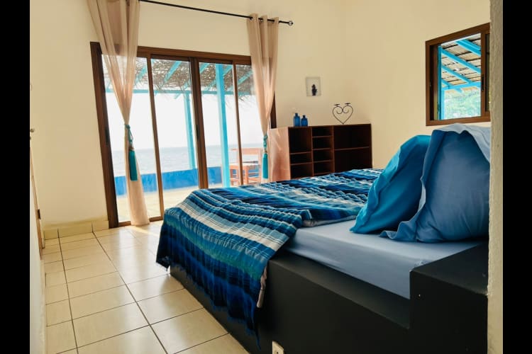 Belle Villa de 02 chambres pieds dans l'eau 3