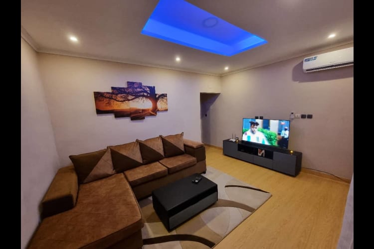 Studio TH - Douala, Akwa