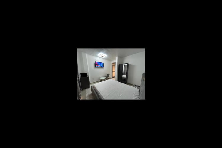 Chambre moderne situé en plein coeur de BONAMOUSSADI avec compteur pré-payé 1