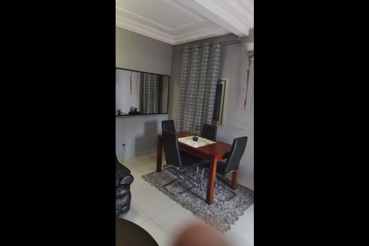 Bel Appartement de 02 chambres - Makepe, Douala 16