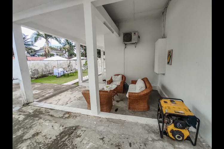 Maison Blanche - Douala, Bonapriso  29