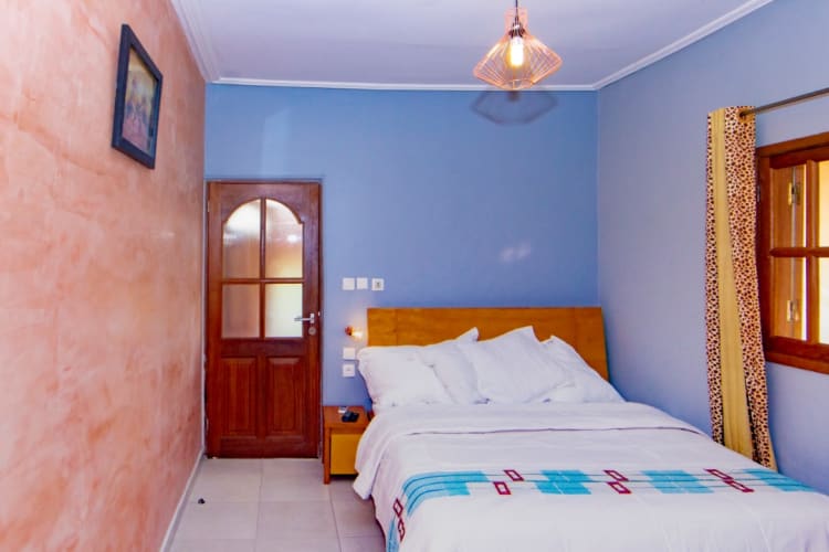 4 rooms Bungalow (King Size Beds)- Kribi, Cameroon 42