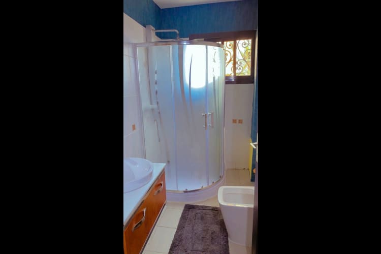 Very Nice Studio PM- Ndogbong, Douala 19