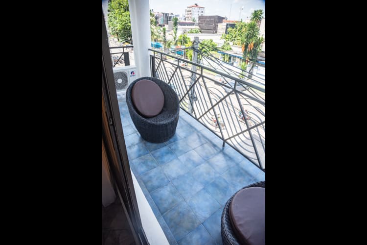 Luxury Apartment 03 Bedrooms - Bonapriso, Douala 15