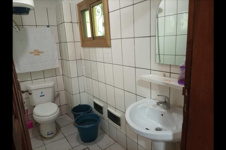 2 Bedroom Apartment SC - Kribi, Ngoye 9