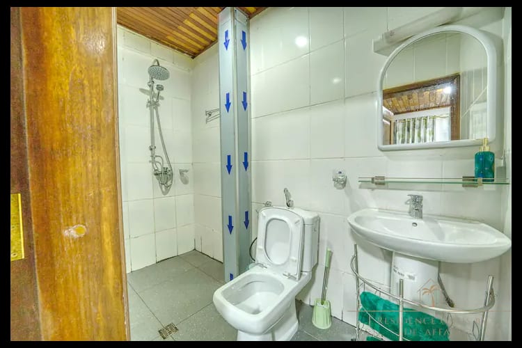 Studio RO -Douala, Bonapriso 12