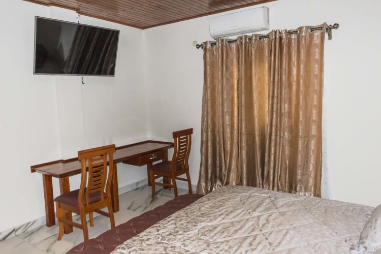 Very nice 3 bedrooms appartment for monthly rent (800.000 Fcfa) - Douala, Bonaberi  8