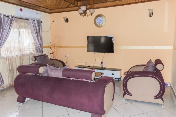 Bel appartement de 3 chambres GE - Douala, Logpom 3