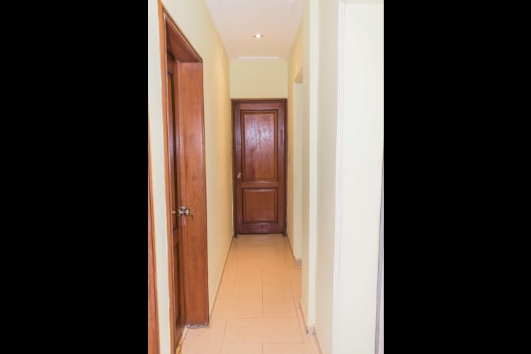 Nice 3 bed 4 bath appartment - Douala, Cité SIC Ange Raphaël 7