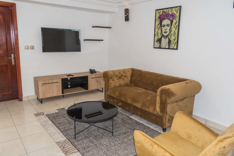  Des Studios Luxueux et très Confortables - Bonapriso, Douala 12