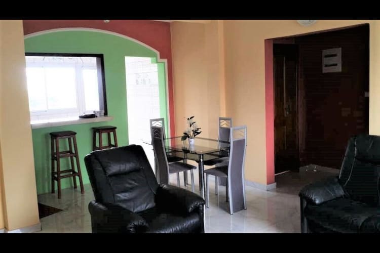 Appartement de 2 chambres RDL - Douala, Bonamoussadi 10
