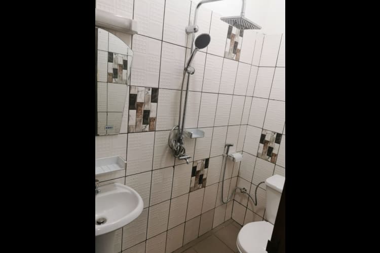Studio Mini MPH - Douala, Ngodi Bakoko 8