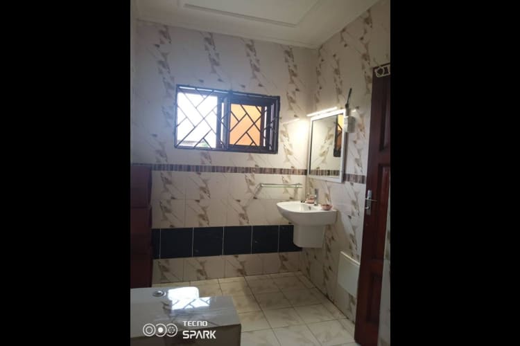 Appartement de 3 chambres RM - Yoaundé, Omnisports 15