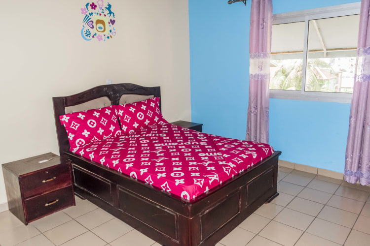 Bel appartement de 3 chambres GE - Douala, Logpom 5