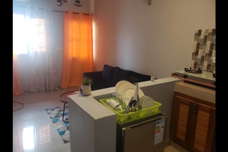 Studio Medium MPH - Douala, Ngodi Bakoko 6