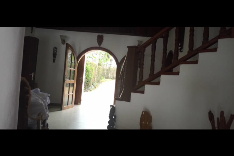Waterfront Villa 04 bedrooms VS - Kribi, Lobe 10