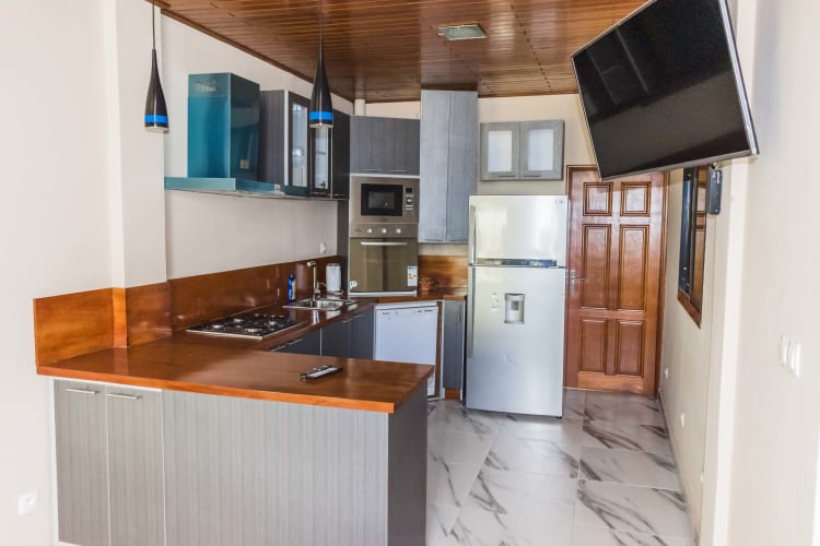 Very nice 3 bedrooms appartment for monthly rent (800.000 Fcfa) - Douala, Bonaberi  15