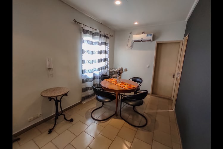 Bel appartment 2 chambres RK -Douala, PK9 5