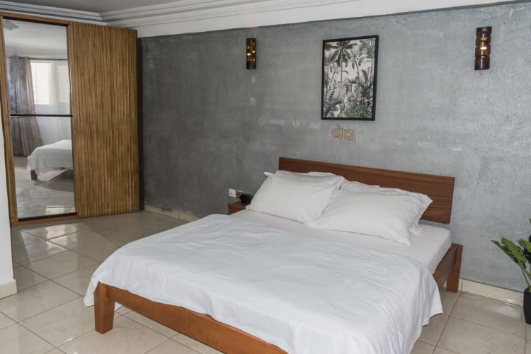 Très belle chambre sans coin cuisine - Bonapriso, Douala 5