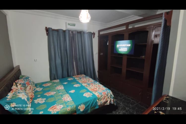Chambre meublée FL -Yaoundé, Bastos 1