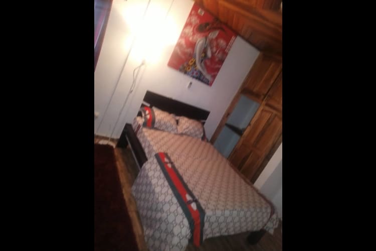 Jolie chambre meublée LGH - Douala, Nouvelle route cité 6