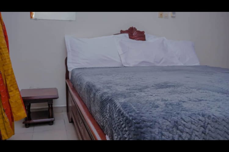 Bel Appartement de 02 chambres - Akwa Douala 4