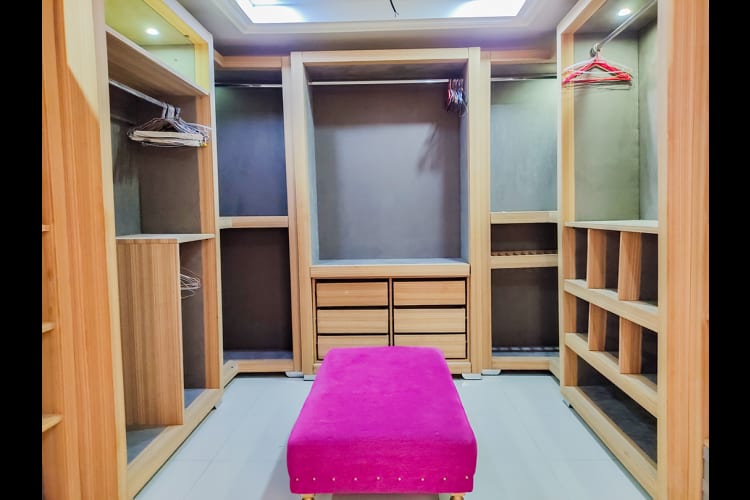 BELLE VILLA DE 04 CHAMBRE - NYALLA, DOUALA 12
