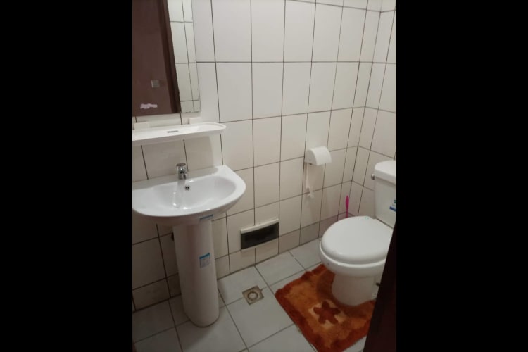 2 Bedroom Apartment SC - Kribi, Ngoye 8