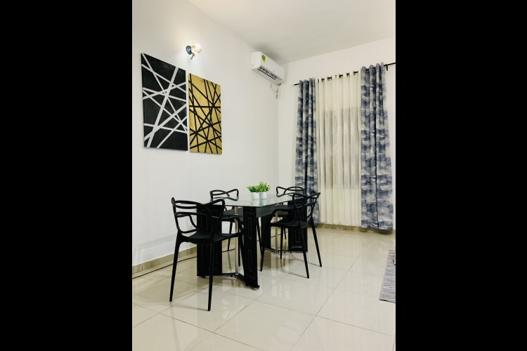 Appartement C (rez-de-chaussée) - Kribi, Talla 6