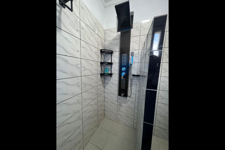 Bel Appartement 01 Ch RA-Douala, Bonapriso 19