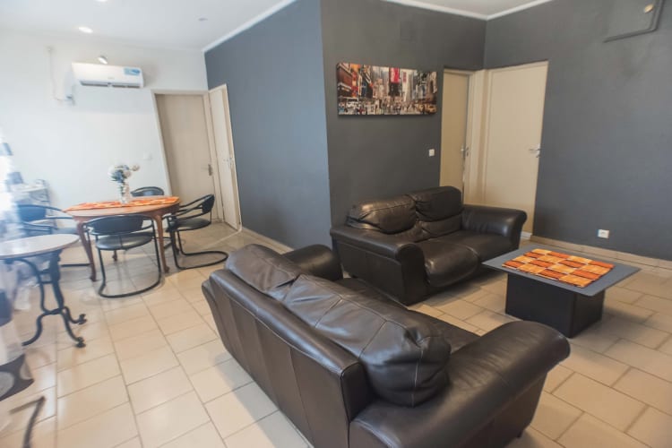 Bel appartment 2 chambres RK -Douala, PK9 6