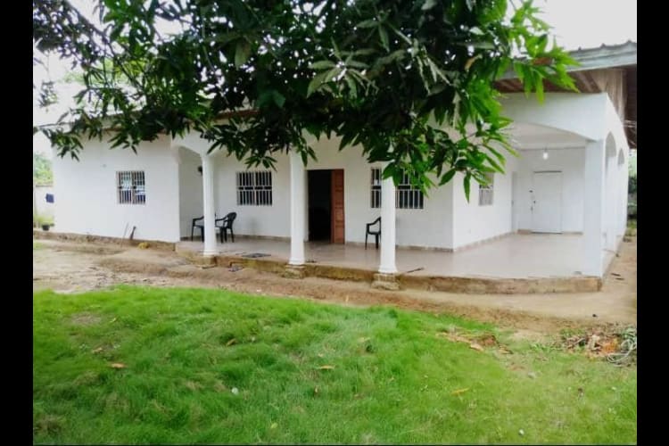 Villa 4 chambres-Kribi, Ngoye 17