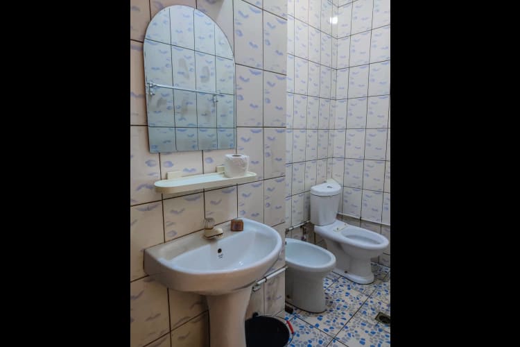 Chambre meublé LD - Douala, Logpom  8