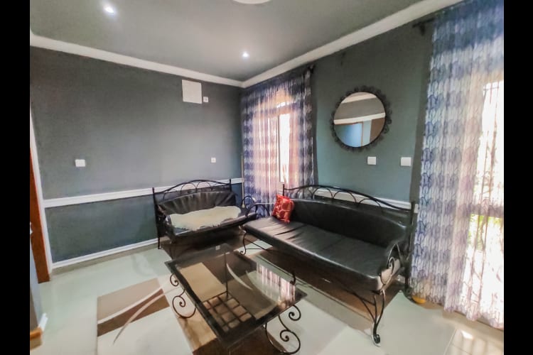 Duplex 3 chambres AJ - Douala, Japoma  3